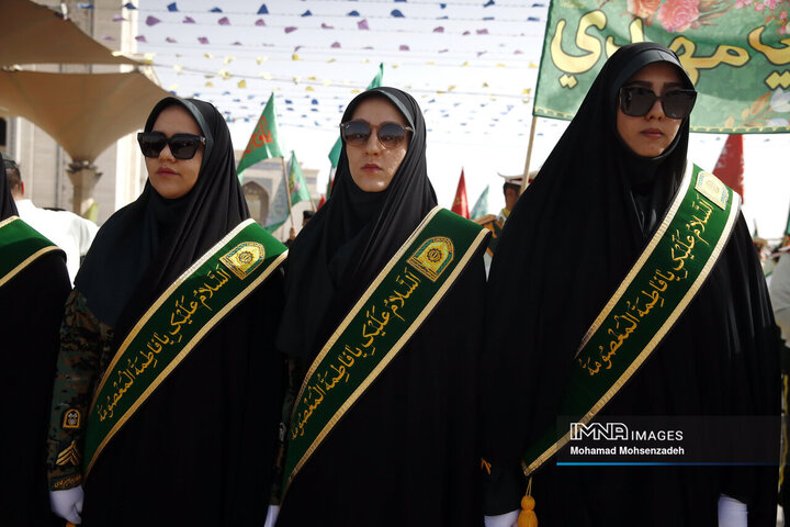 آیین استقبال از ورود کاروان نمادین حضرت معصومه(س) به شهر مقدس قم