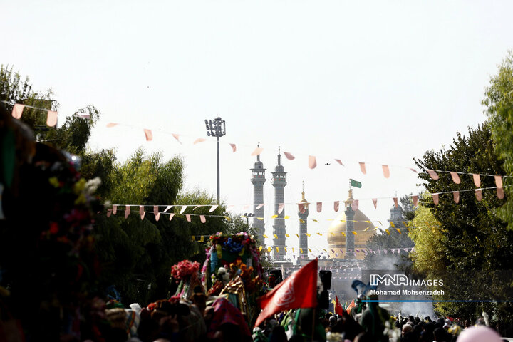 آیین استقبال از ورود کاروان نمادین حضرت معصومه(س) به شهر مقدس قم