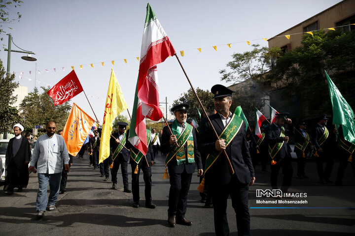 آیین استقبال از ورود کاروان نمادین حضرت معصومه(س) به شهر مقدس قم