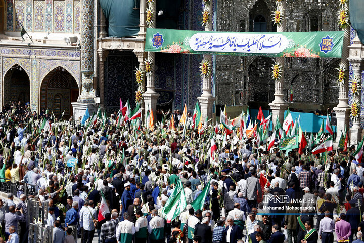 آیین استقبال از ورود کاروان نمادین حضرت معصومه(س) به شهر مقدس قم