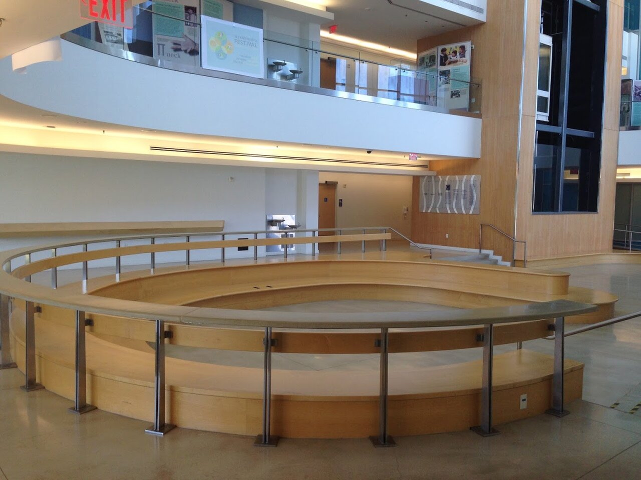 نقش طراحی شهر فراگیر بر بهبود کیفیت زندگی افراد دارای  نیارهای ویژه