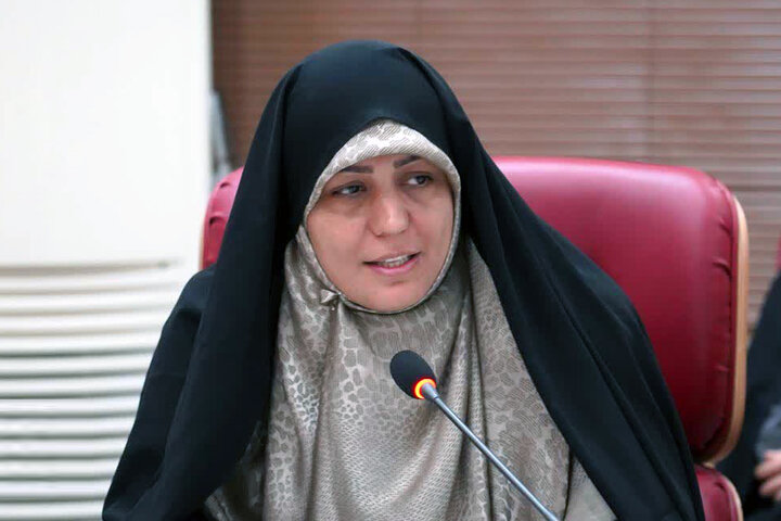 دیدار با ایثارگران در هفته دفاع مقدس اولویت کاری مسئولان باشد