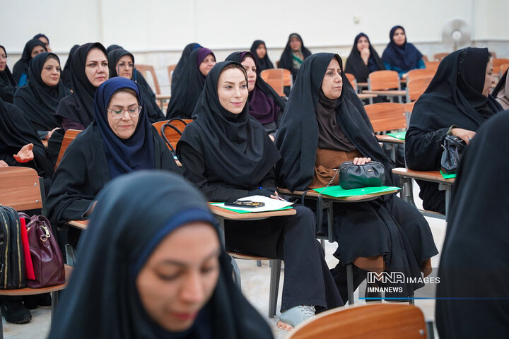 جلسه هماهنگی ستاد مهر 1404 منطقه 14 شهرداری اصفهان