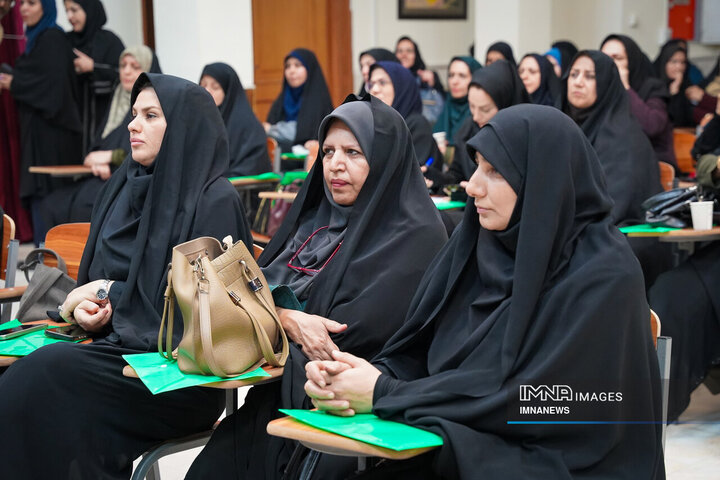 جلسه هماهنگی ستاد مهر 1404 منطقه 14 شهرداری اصفهان