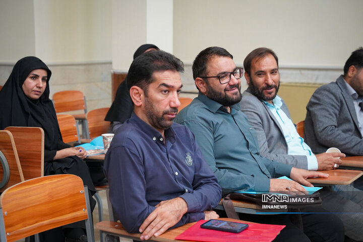 جلسه هماهنگی ستاد مهر 1404 منطقه 14 شهرداری اصفهان