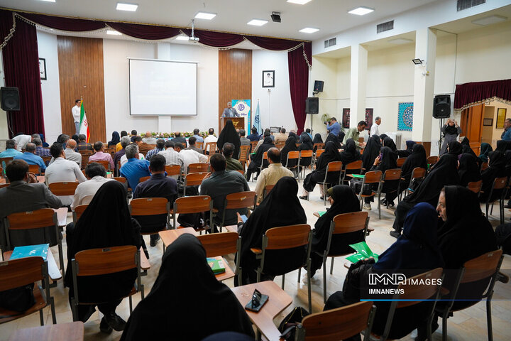 جلسه هماهنگی ستاد مهر 1404 منطقه 14 شهرداری اصفهان