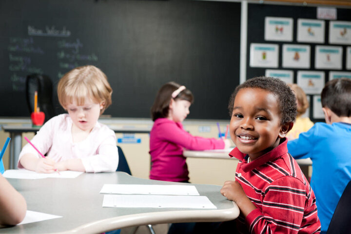 تجربه کلاس اولی‌ها در کشورهای مختلف و تنوع رویکردهای آموزشی