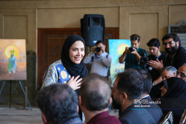 آیین رونمایی از پوستر سی‌و‌هفتمین جشنواره فیلم کودکان و نوجوانان