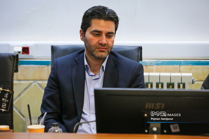 بازدید اعضای مجمع شهرهای تاریخی ایران از مجموعه تخت فولاد