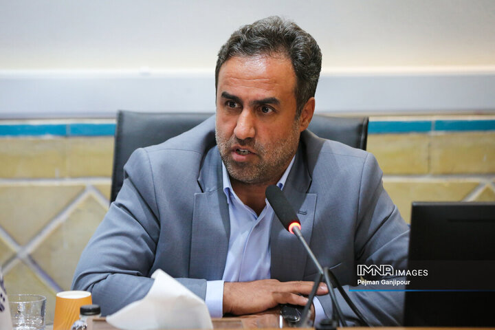 بازدید اعضای مجمع شهرهای تاریخی ایران از مجموعه تخت فولاد