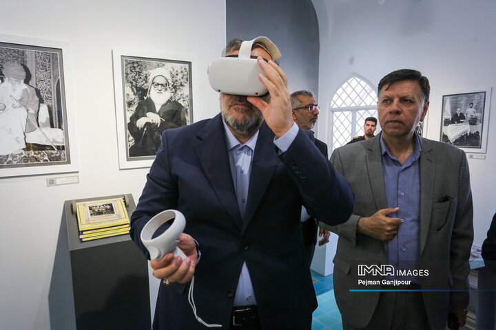 بازدید اعضای مجمع شهرهای تاریخی ایران از مجموعه تخت فولاد