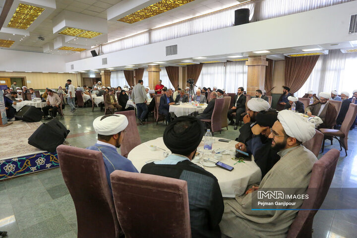 گردهمائی ائمه جماعات شهرداری اصفهان