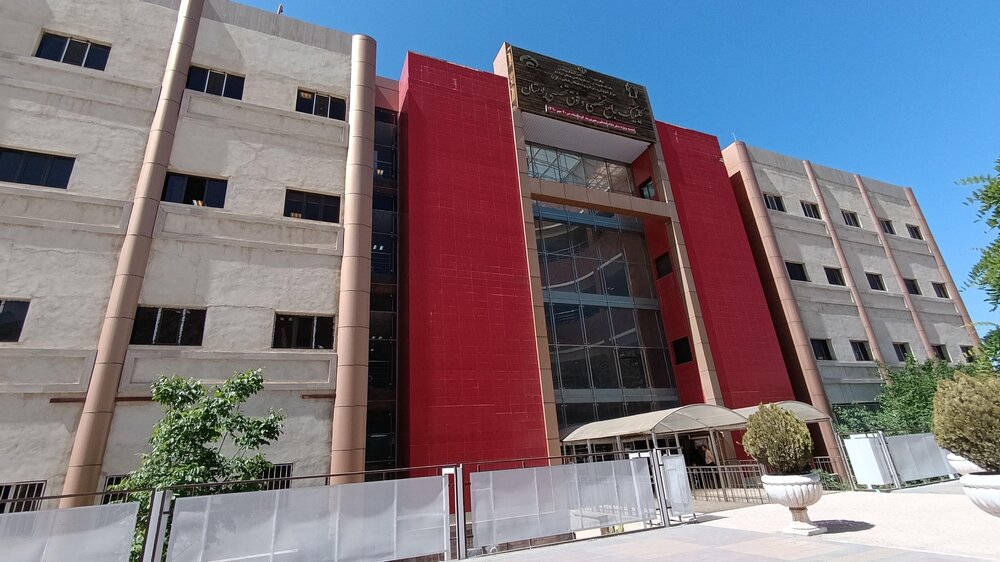 دکتر غدد کلینیک شهید فتاحی کرمانشاه