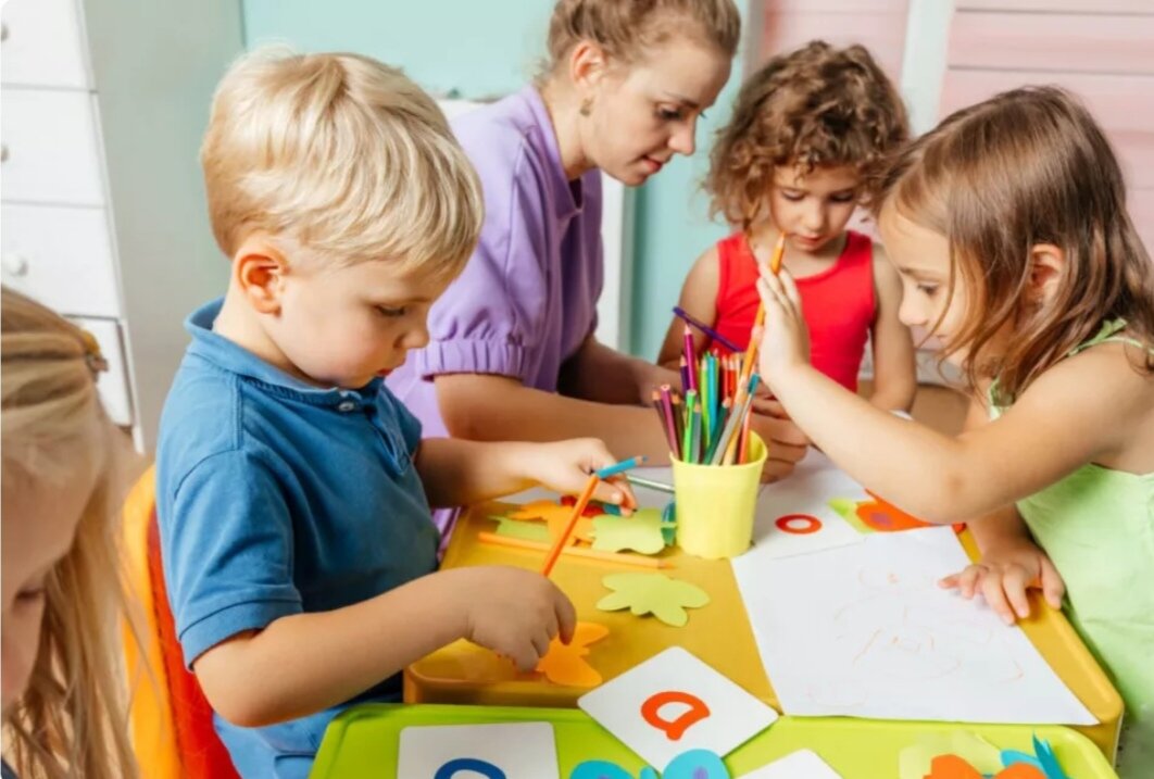 تجربه کلاس اولی‌ها در کشورهای مختلف و تنوع رویکردهای آموزشی