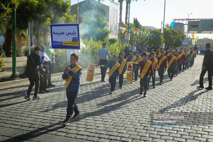 رزمایش یگان‌های اجرایی ستاد مهر شهر اصفهان