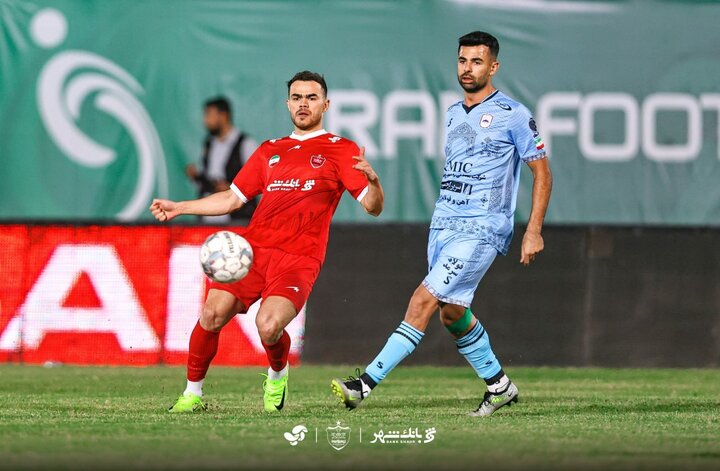 کنعانی‌زادگان و اورونوف غایبان پرسپولیس مقابل ملوان