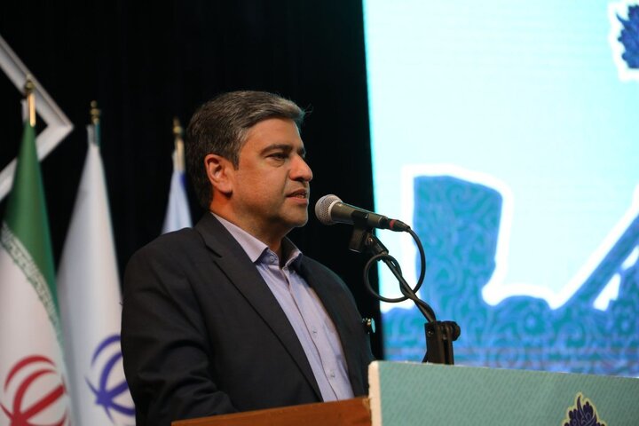 توسعه فرهنگی و حمایت از هنرمندان از اولویت‌های دولت است