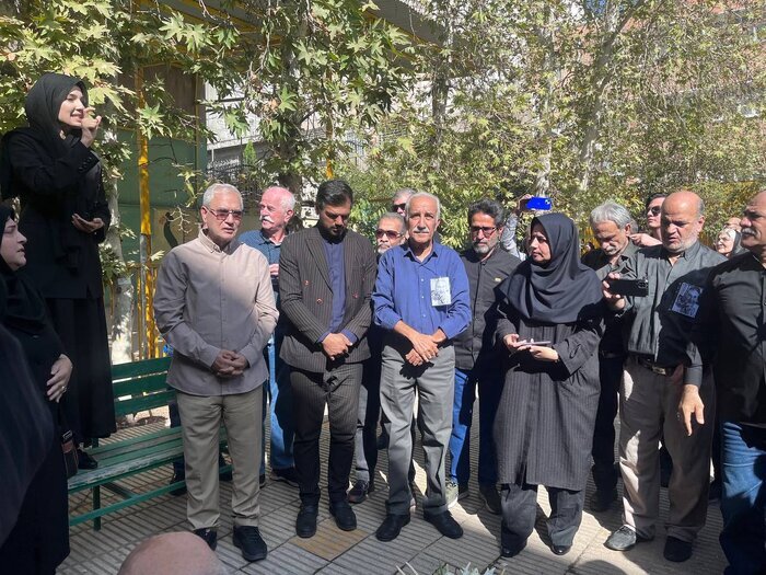 ایران یعنی خانواده باغچه‌بان/ پیکر ثمینه‌ باغچه‌بان تشییع شد 
