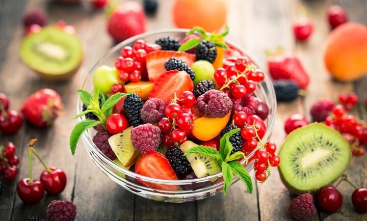 مصرف کدام میوه‌ها به بهبود سلامت قلب کمک می‌کند؟