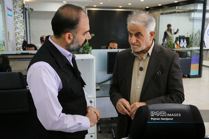 حضور رئیس شورای شهر اصفهان در سامانه ۱۳۷