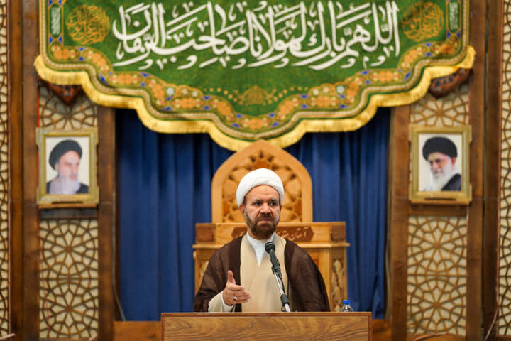 پایگاه العدید یکی از مراکز اصلی خیانت به جهان اسلام است