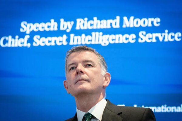 اذعان ام‌آی۶ به رابطه پنهانی با تروریست‌های سوریه