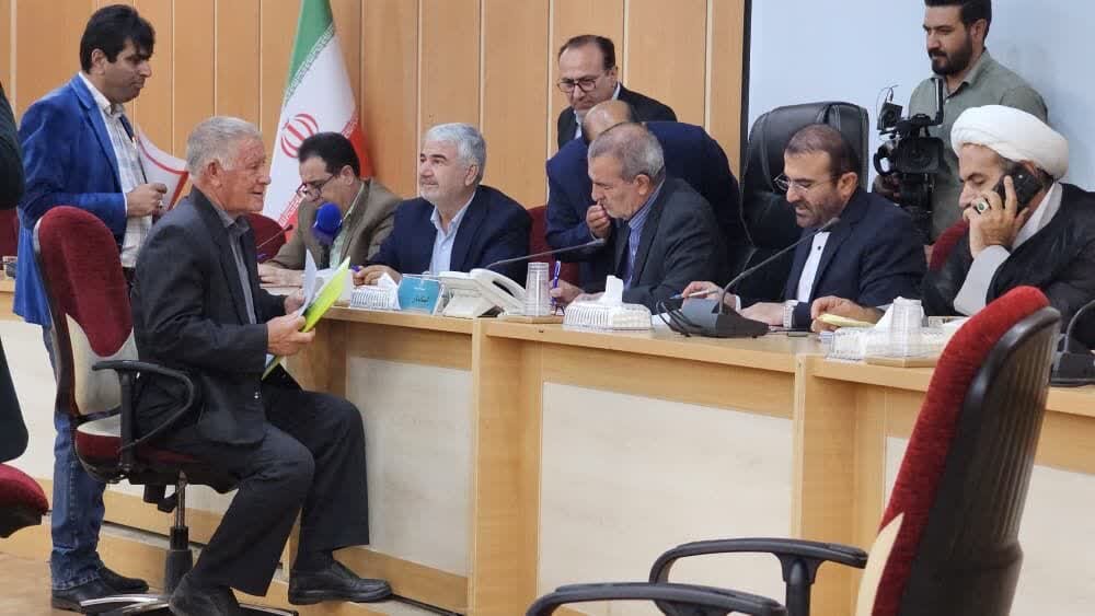 ملاقات مردمی با استاندار کهگیلویه و بویراحمد برگزار شد