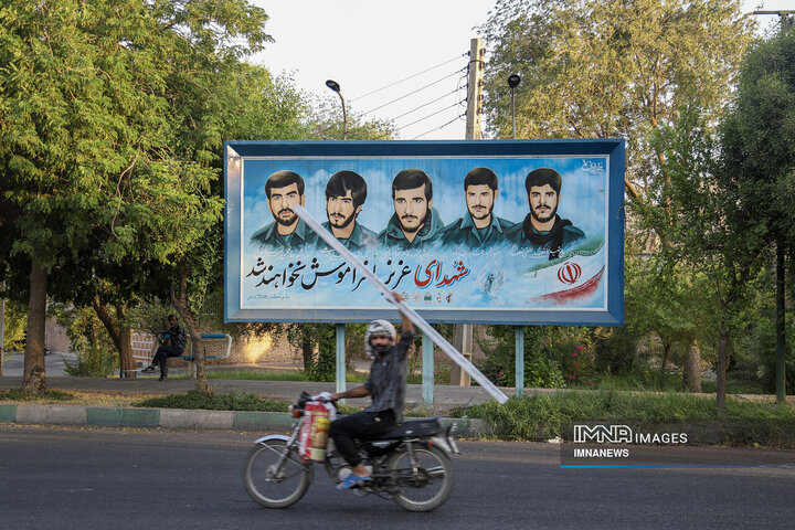 دیوارهای مقدس