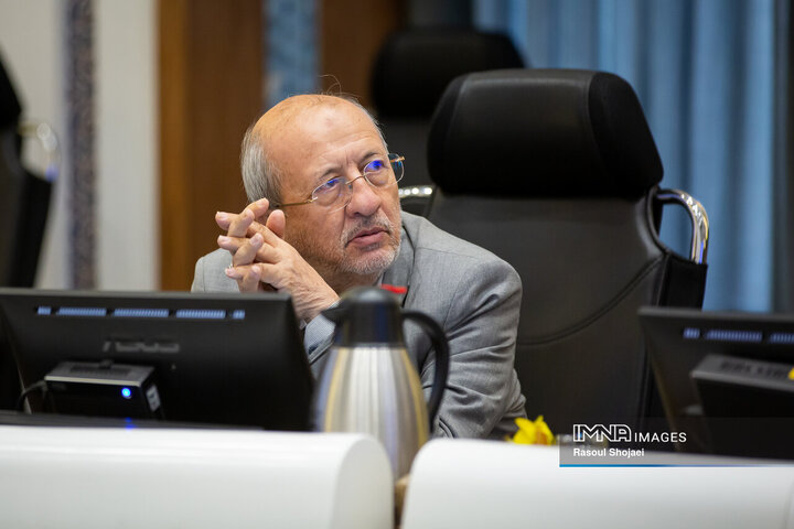 عباس حاج رسولی ها رئیس کمیسیون اقتصادی، سرمایه گذاری و گردشگری شورای اسلامی شهر