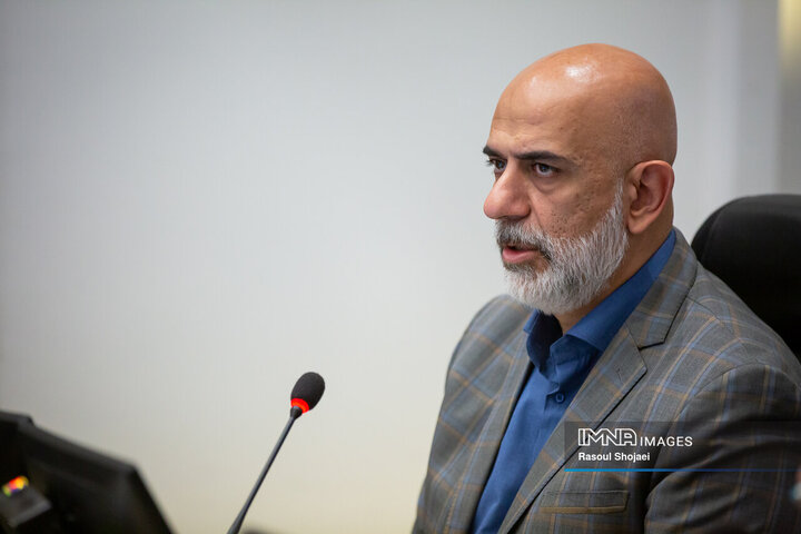 کورش خسروی معاون هماهنگی امور اقتصادی استاندار اصفهان