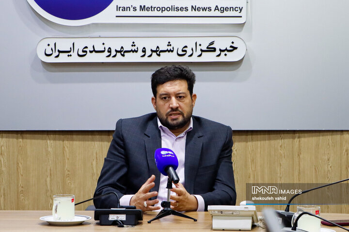 حضور مدیر بحران و پدافند غیرعامل شهرداری اصفهان در خبرگزاری ایمنا