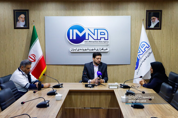 حضور مدیر بحران و پدافند غیرعامل شهرداری اصفهان در خبرگزاری ایمنا