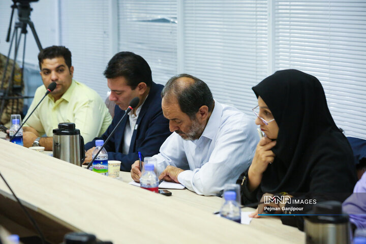 نشست خبری ستاد بزرگداشت هفته دفاع مقدس در اصفهان