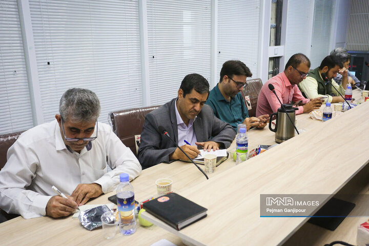 نشست خبری ستاد بزرگداشت هفته دفاع مقدس در اصفهان