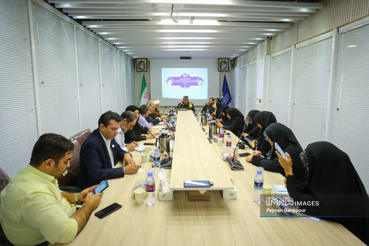 نشست خبری ستاد بزرگداشت هفته دفاع مقدس در اصفهان