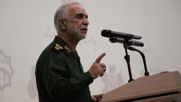 عزت ملت ایران نتیجه اعتماد به وعده‌های خداوند و خون شهدا است