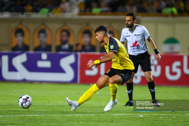هفته چهارم لیگ برتر فوتبال؛ سپاهان - تراکتور