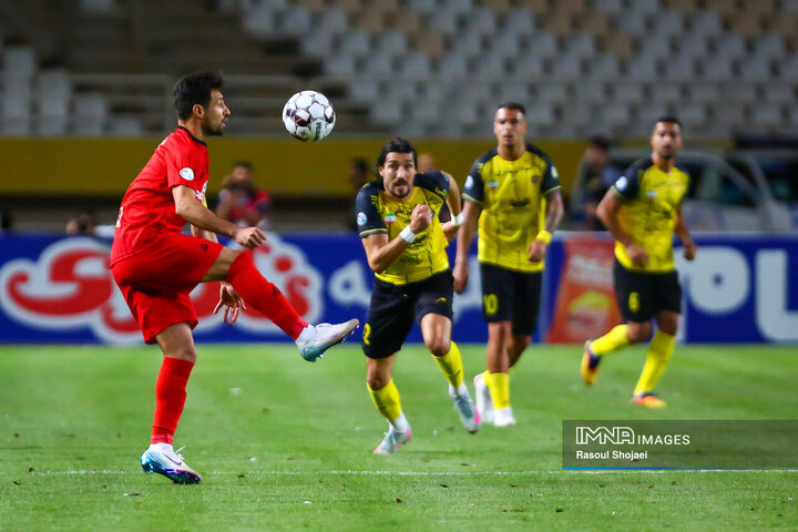 هفته چهارم لیگ برتر فوتبال؛ سپاهان - تراکتور