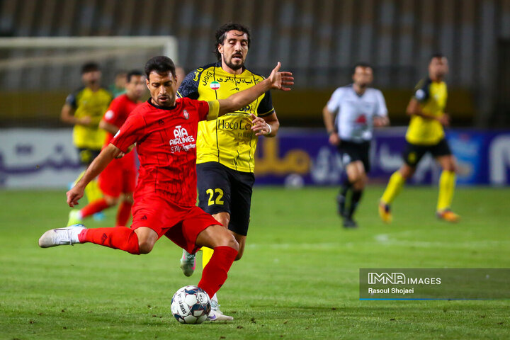 هفته چهارم لیگ برتر فوتبال؛ سپاهان - تراکتور