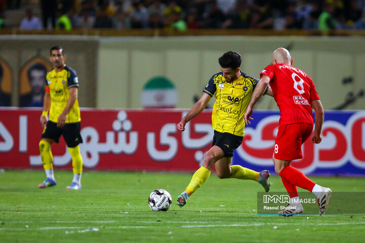 هفته چهارم لیگ برتر فوتبال؛ سپاهان - تراکتور