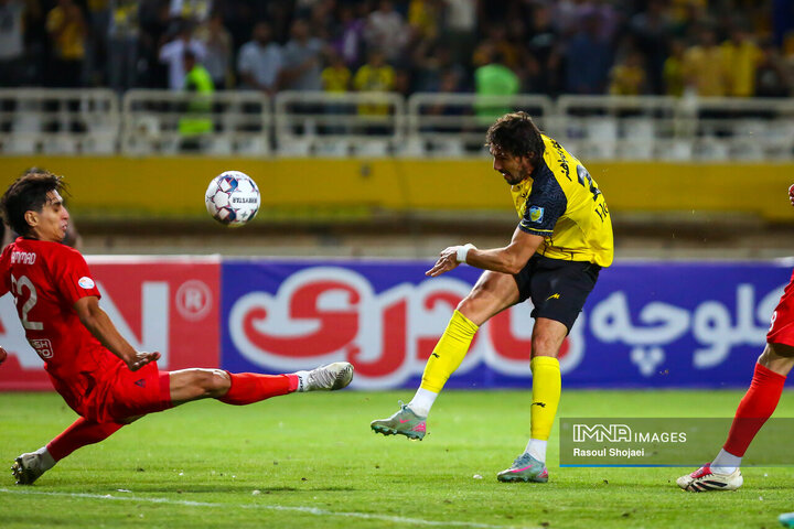 هفته چهارم لیگ برتر فوتبال؛ سپاهان - تراکتور