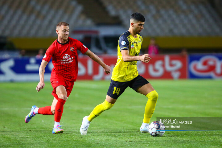 هفته چهارم لیگ برتر فوتبال؛ سپاهان - تراکتور