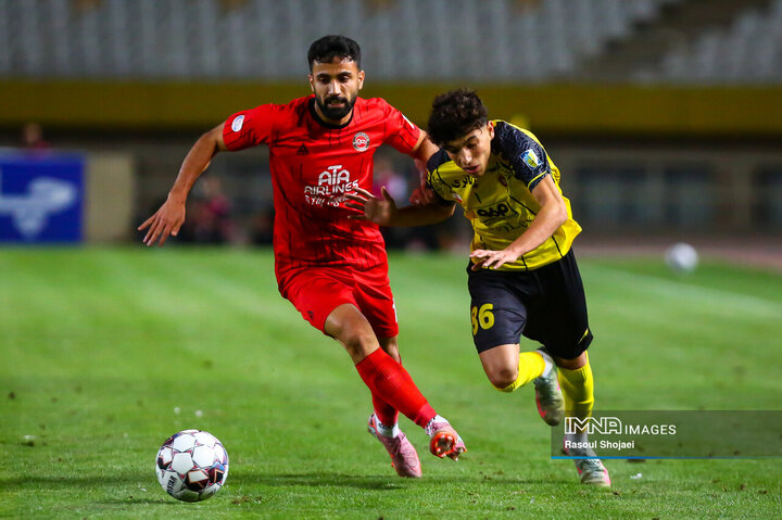 هفته چهارم لیگ برتر فوتبال؛ سپاهان - تراکتور