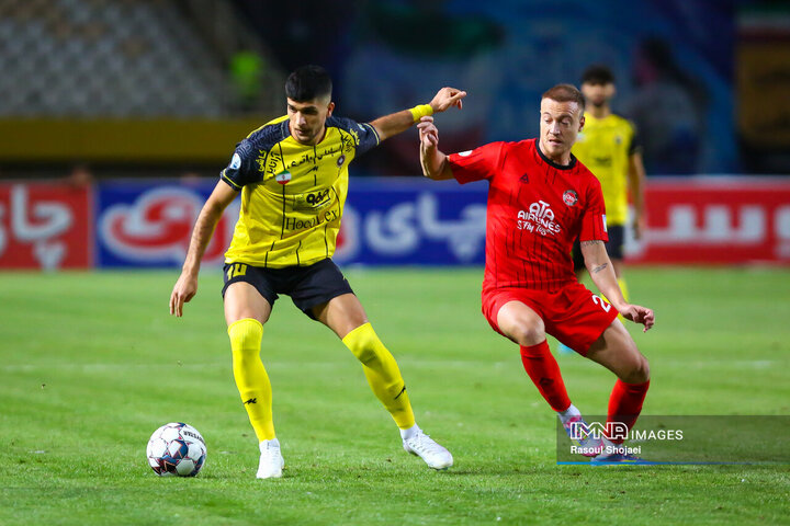 هفته چهارم لیگ برتر فوتبال؛ سپاهان - تراکتور