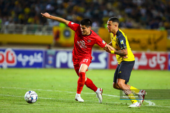 هفته چهارم لیگ برتر فوتبال؛ سپاهان - تراکتور