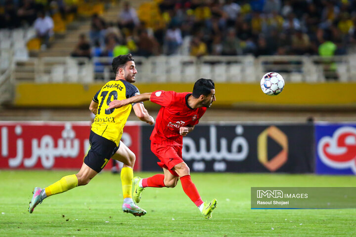 هفته چهارم لیگ برتر فوتبال؛ سپاهان - تراکتور
