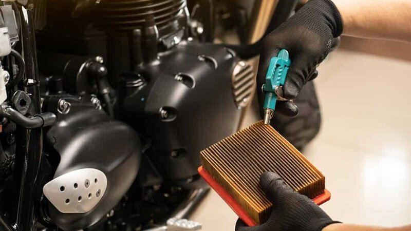 همه چیز درمورد سرویس دوره ای موتور سیکلت؛ 10 نکته مهم که باید بدانید!