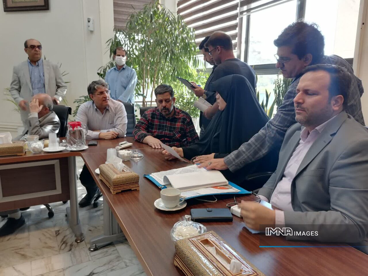 رسیدگی به بیش از ۱۰ پرونده در کمیته نظارتی شورای شهر در منطقه ۲ اصفهان