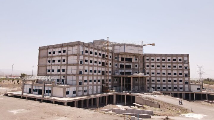 بهره‌برداری از فاز اول  بزرگ‌ترین پروژه درمانی-پژوهشی جنوب شرق کشور تا دو سال آینده