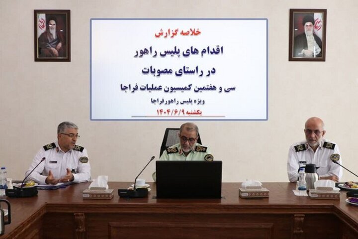 لزوم استفاده از تیم موتورسوار برای گره‌گشایی ترافیک‌ / کاهش جان‌باختگان حوادث ترافیکی